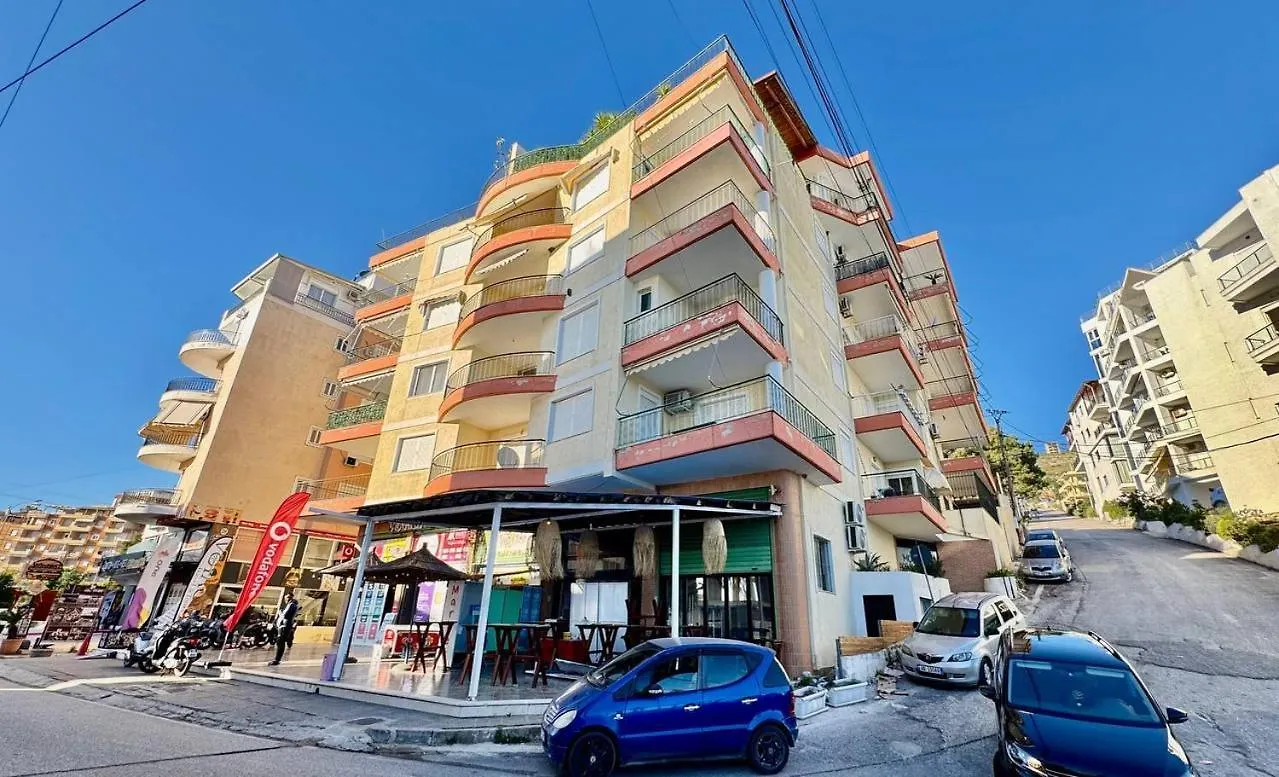 Appartamento Orange Sea View Penthouse Sarandë