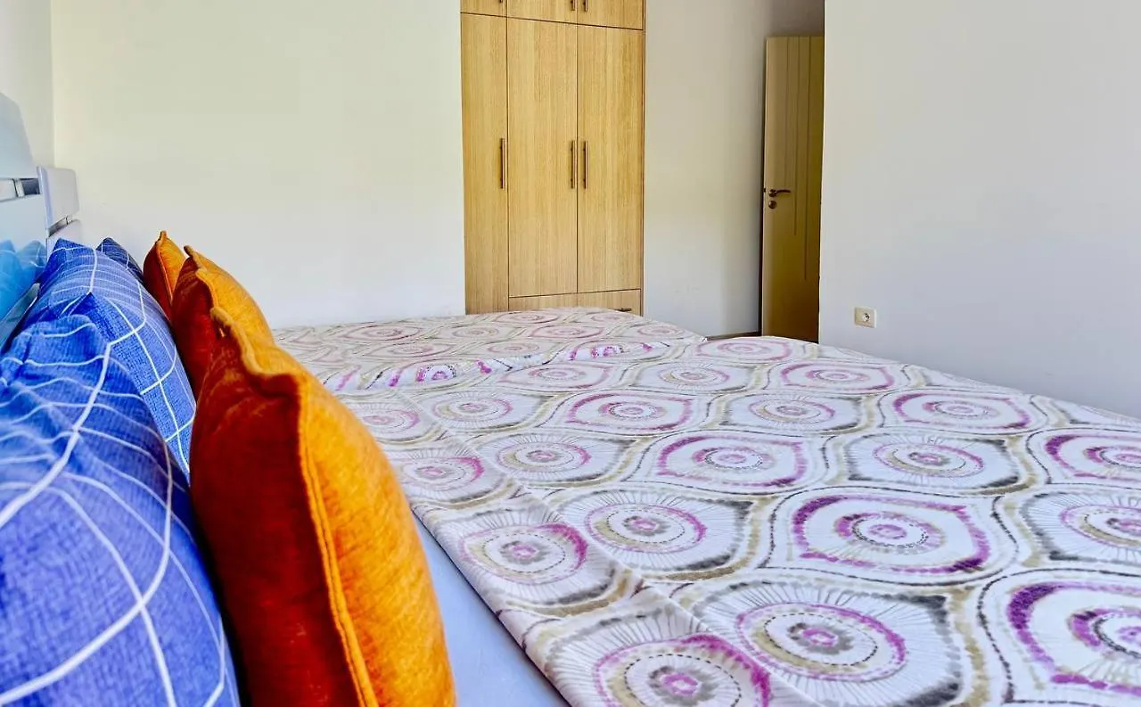 Appartamento Orange Sea View Penthouse Sarandë