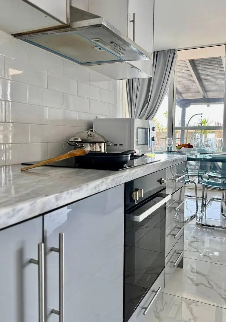 Appartamento Orange Sea View Penthouse Sarandë